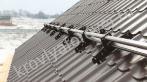 Снегозадержатели на крышу из металлочерепицы